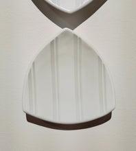 Load image into Gallery viewer, Dessert Plate (Triangle)
